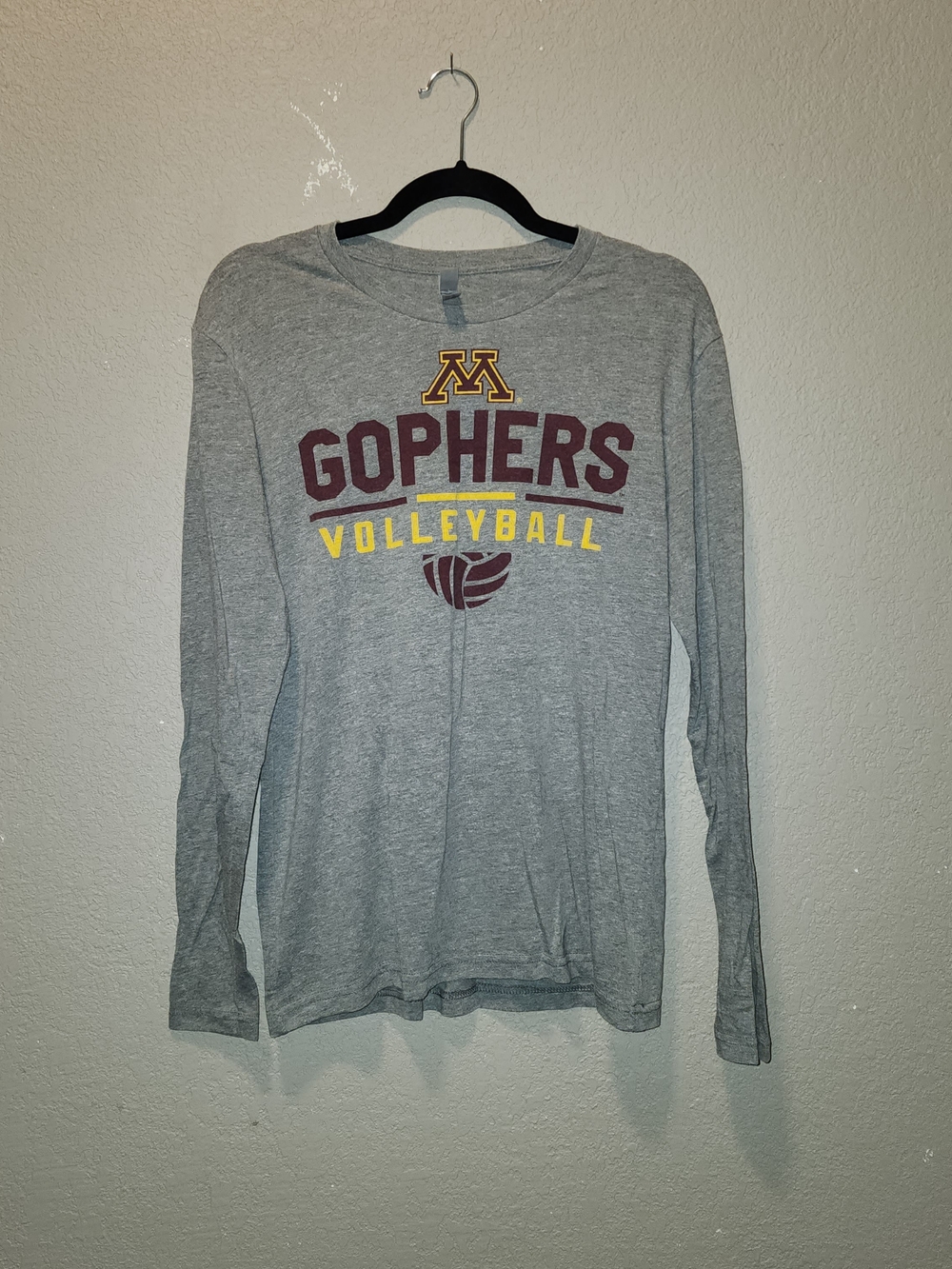 Gray MN Gophers Volleyball Long Sleeve Tee | Small